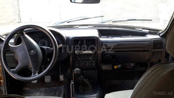 GAZ 31105 2005, 200,000 km - 2.3 l - Qobustan