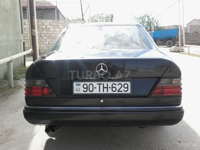 Mercedes E 300 1993, 340,000 km - 3.0 л - Bakı