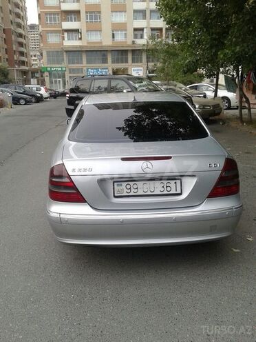 Mercedes E 220 2005, 445,811 km - 2.2 l - Bakı