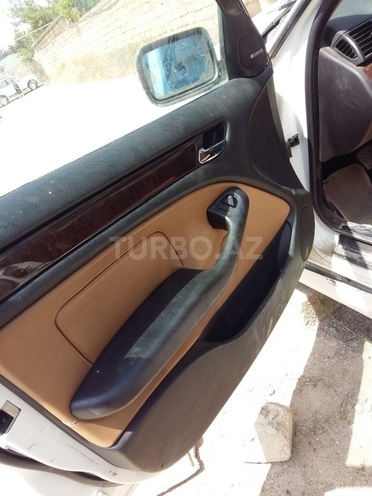 BMW 325 2003, 16,000 km - 2.5 l - Bakı