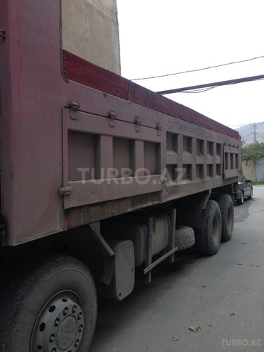 HOWO Sinotruk 2011, 185,000 km - 9.5 l - Mingəçevir