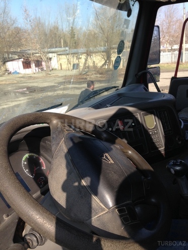 HOWO Sinotruk 2011, 185,000 km - 9.5 l - Mingəçevir