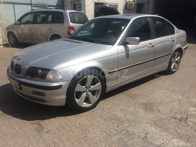 BMW 325 2001, 200,000 km - 2.5 л - Bakı