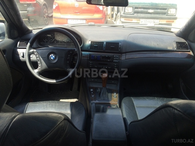 BMW 325 2001, 200,000 km - 2.5 л - Bakı