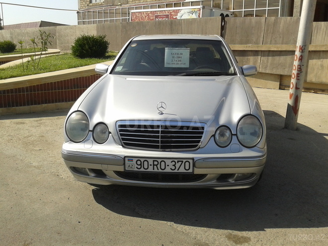 Mercedes E 270 2001, 172,000 km - 2.7 l - Bakı