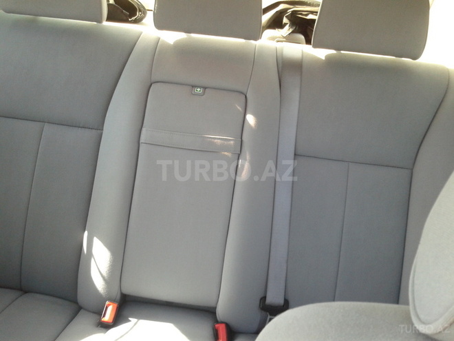 Mercedes E 270 2001, 172,000 km - 2.7 l - Bakı
