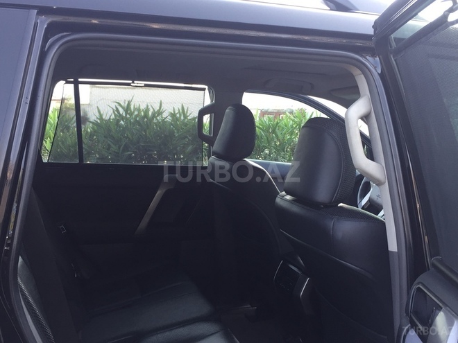 Toyota Prado 2011, 102,265 km - 2.7 l - Bakı