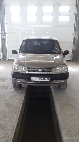 Chevrolet Niva 2008, 285,000 km - 1.7 l - Bakı