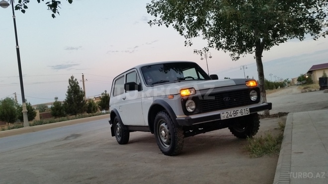 LADA (VAZ) Niva 1985, 268,745 km - 1.7 l - Şirvan