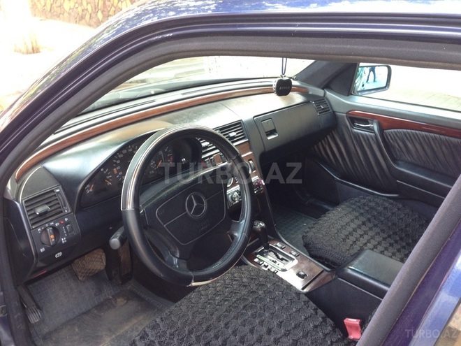 Mercedes C 200 1995, 402,000 km - 2.0 l - Gəncə