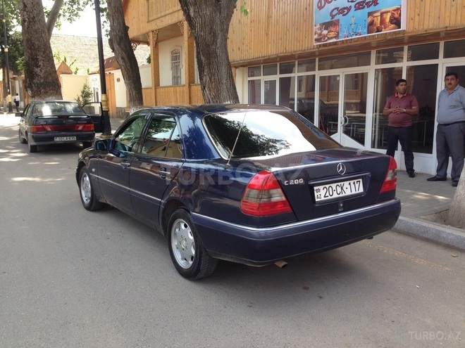 Mercedes C 200 1995, 402,000 km - 2.0 l - Gəncə