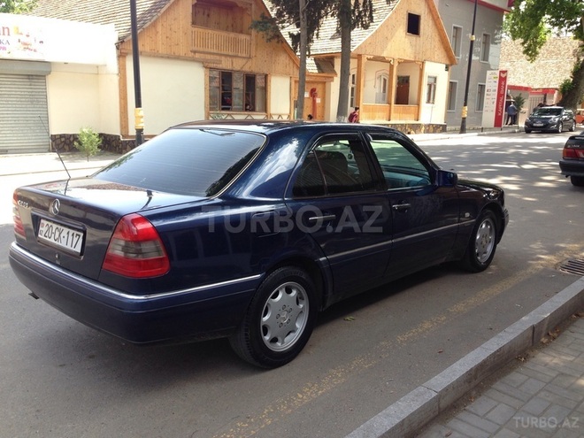 Mercedes C 200 1995, 402,000 km - 2.0 l - Gəncə
