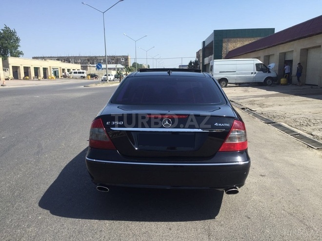 Mercedes E 350 2008, 147,800 km - 3.5 l - Sumqayıt