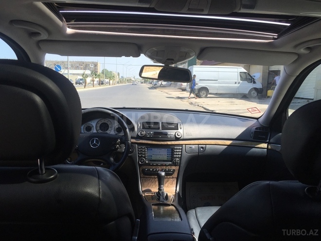 Mercedes E 350 2008, 147,800 km - 3.5 l - Sumqayıt