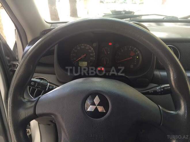 Mitsubishi Airtrek 2002, 119,000 km - 2.0 л - Bakı