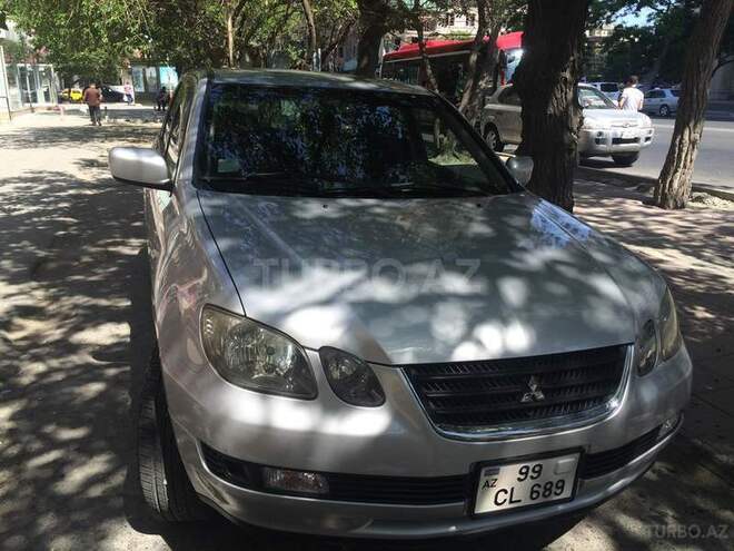 Mitsubishi Airtrek 2002, 119,000 km - 2.0 л - Bakı