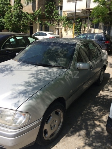 Mercedes C 180 1995, 221,000 km - 1.8 l - Bakı
