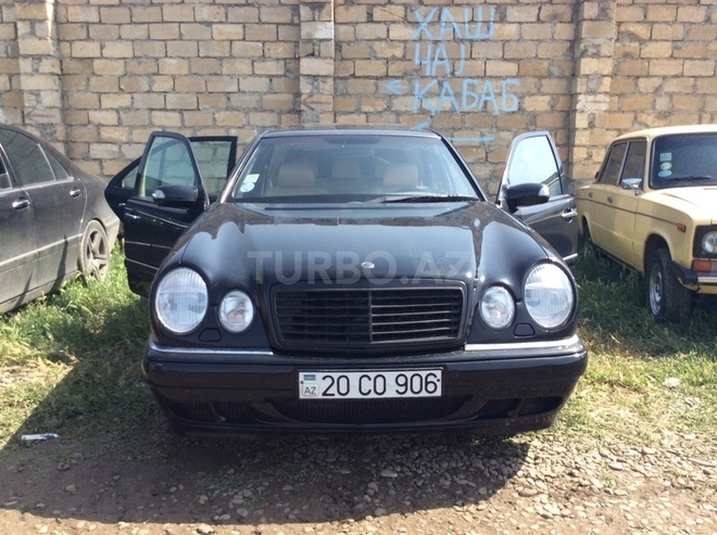 Mercedes E 240 1998, 230,000 km - 2.4 л - Gəncə