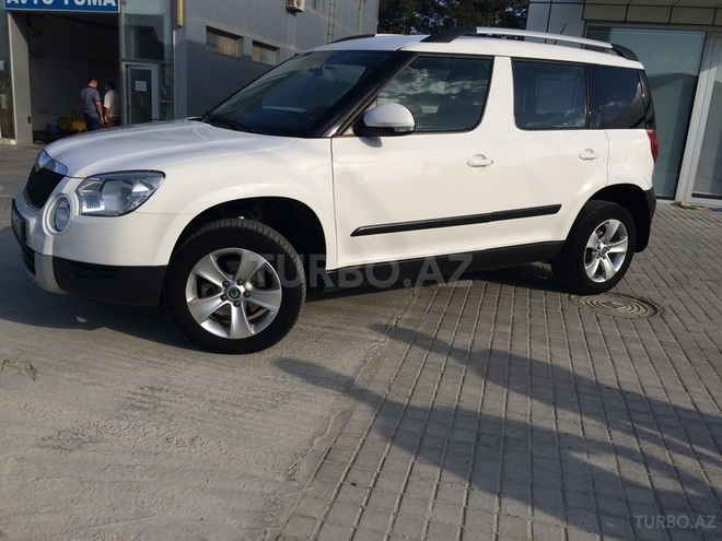 Skoda Yeti 2011, 106,118 km - 1.2 l - Bakı