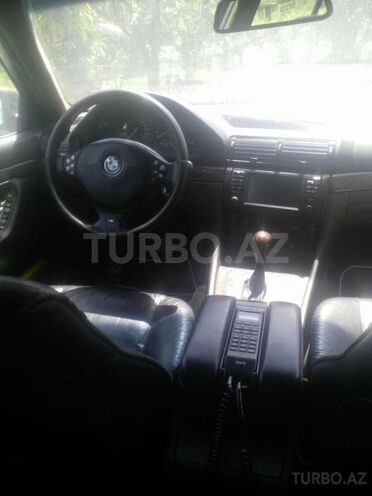 BMW 740 1996, 259,090 km - 4.4 l - Quba