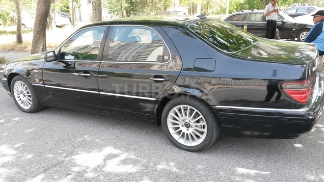 Mercedes S 320 1998, 255,000 km - 3.2 l - Bakı