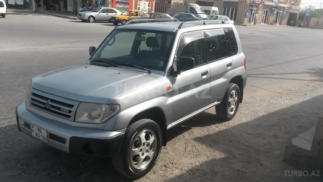 Mitsubishi Pajero io 1999, 327,000 km - 1.8 l - Bakı