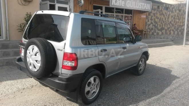 Mitsubishi Pajero io 1999, 327,000 km - 1.8 l - Bakı