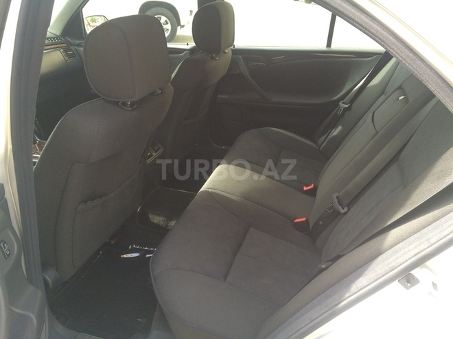 Mercedes E 280 2000, 148,300 km - 2.8 l - Bakı
