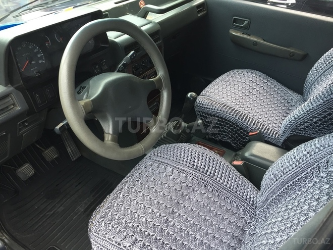Hyundai Galloper 1997, 197,000 km - 3.0 l - Bakı