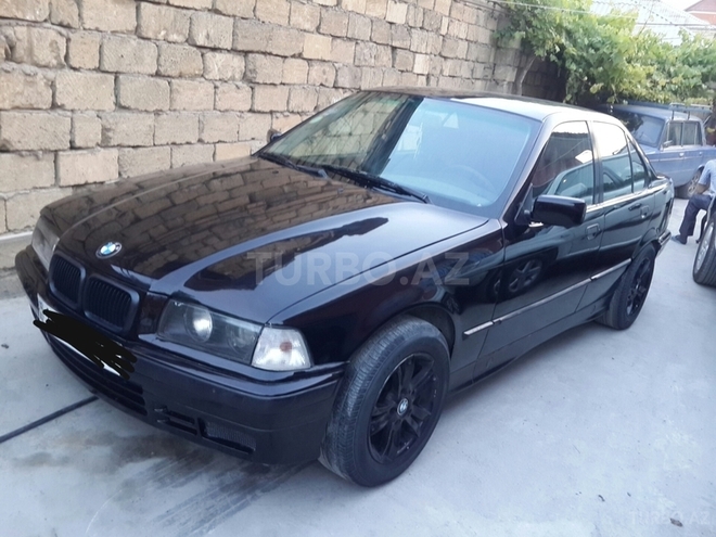 BMW 318 1992, 401,792 km - 1.8 l - Bakı