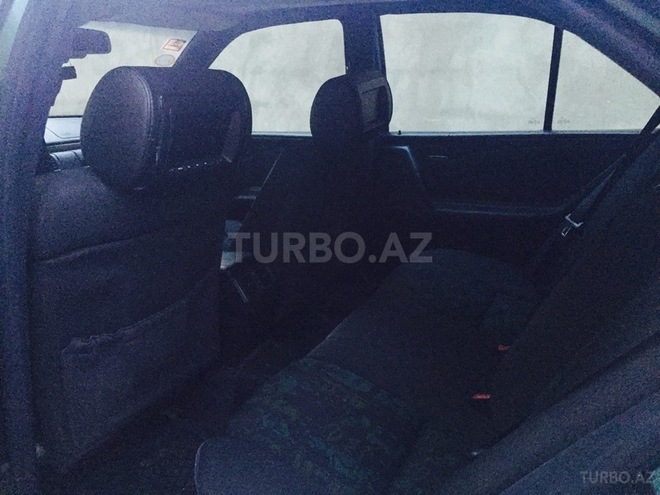 Mercedes E 230 1996, 350,000 km - 2.3 l - Bakı
