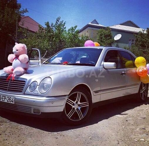 Mercedes E 220 1999, 2,220,000 km - 2.2 л - Bakı