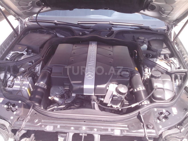 Mercedes E 240 2003, 247,542 km - 2.6 l - Bakı