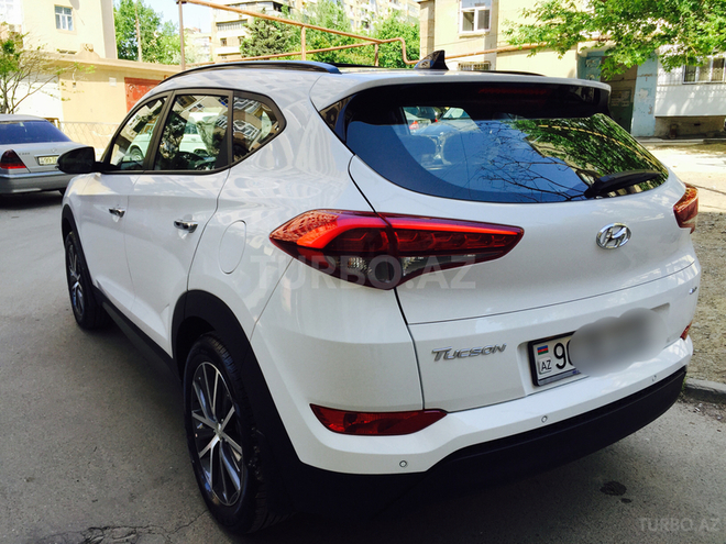 Hyundai ix35 2016, 900 km - 2.0 л - Bakı