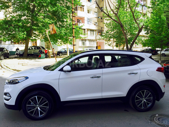 Hyundai ix35 2016, 900 km - 2.0 л - Bakı