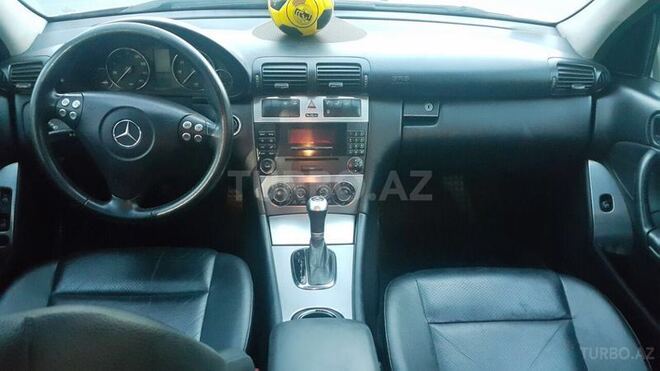 Mercedes C 250 2005, 176,000 km - 2.5 l - Bakı