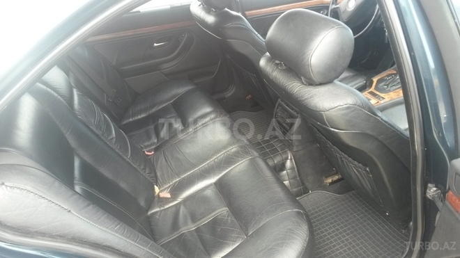BMW 523 1997, 185,600 km - 2.5 л - Bakı