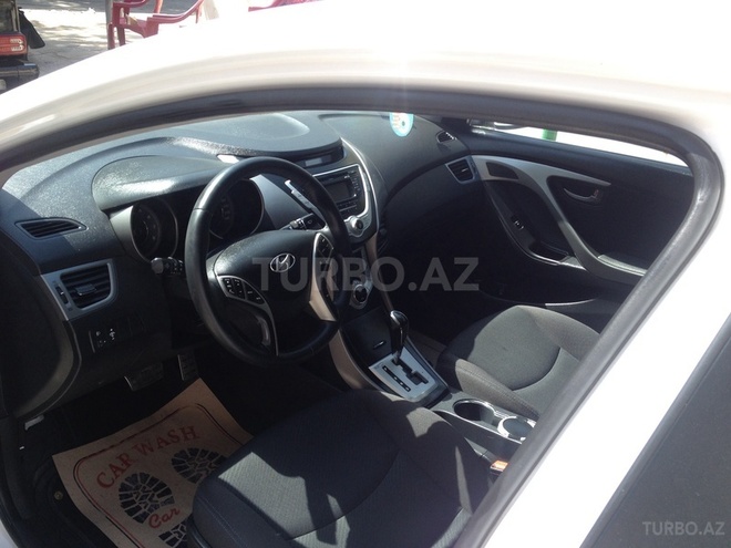 Hyundai Elantra 2012, 65,000 km - 1.8 l - Bakı