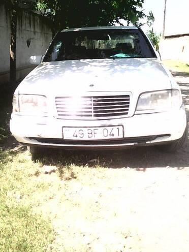 Mercedes A 200 1993, 220 km - 1.7 l - Saatlı