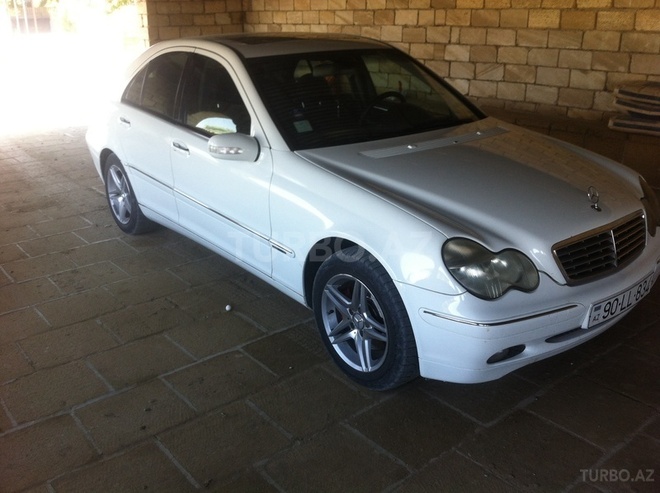 Mercedes E 240 2000, 209,346 km - 2.4 л - Şirvan