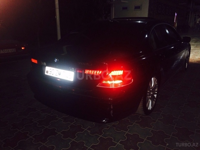 BMW 745 2001, 200,000 km - 4.4 l - Göyçay