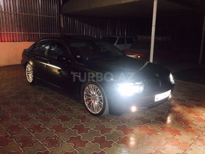 BMW 745 2001, 200,000 km - 4.4 l - Göyçay