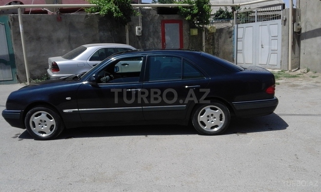 Mercedes E 240 1998, 237,000 km - 2.4 l - Bakı