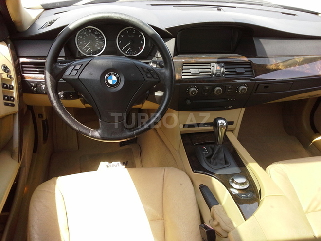 BMW 530 2004, 240,000 km - 3.0 l - Bakı