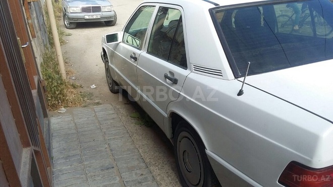 Mercedes 190 1990, 356,582 km - 2.0 l - Bakı