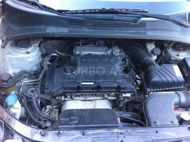 Kia Sportage 2008, 240,000 km - 2.0 л - Bakı