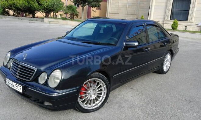 Mercedes E 320 2000, 250,000 km - 3.2 л - Bakı