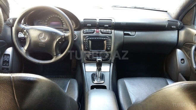 Mercedes C 320 2000, 270,000 km - 3.2 l - Bakı