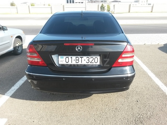 Mercedes C 320 2000, 270,000 km - 3.2 l - Bakı