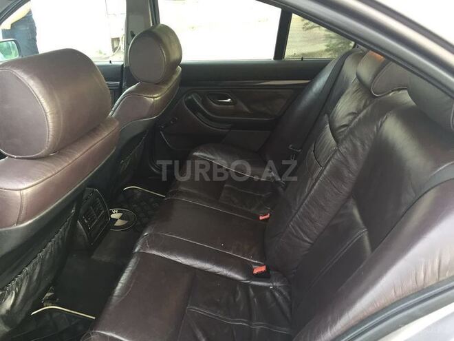 BMW 523 1998, 247,000 km - 2.5 l - Sumqayıt